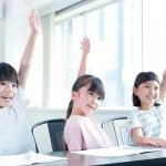 小学生の塾はいつから？学年別の通塾率や入塾タイミングの判断軸を紹介
